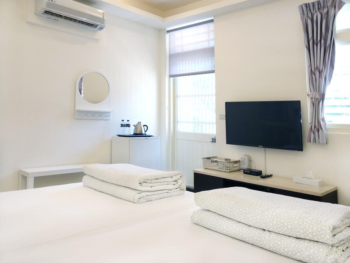 Migratory Birds Hotel Тоученг Екстериор снимка
