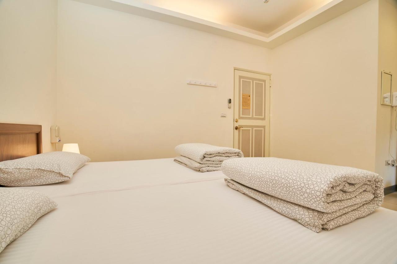 Migratory Birds Hotel Тоученг Екстериор снимка